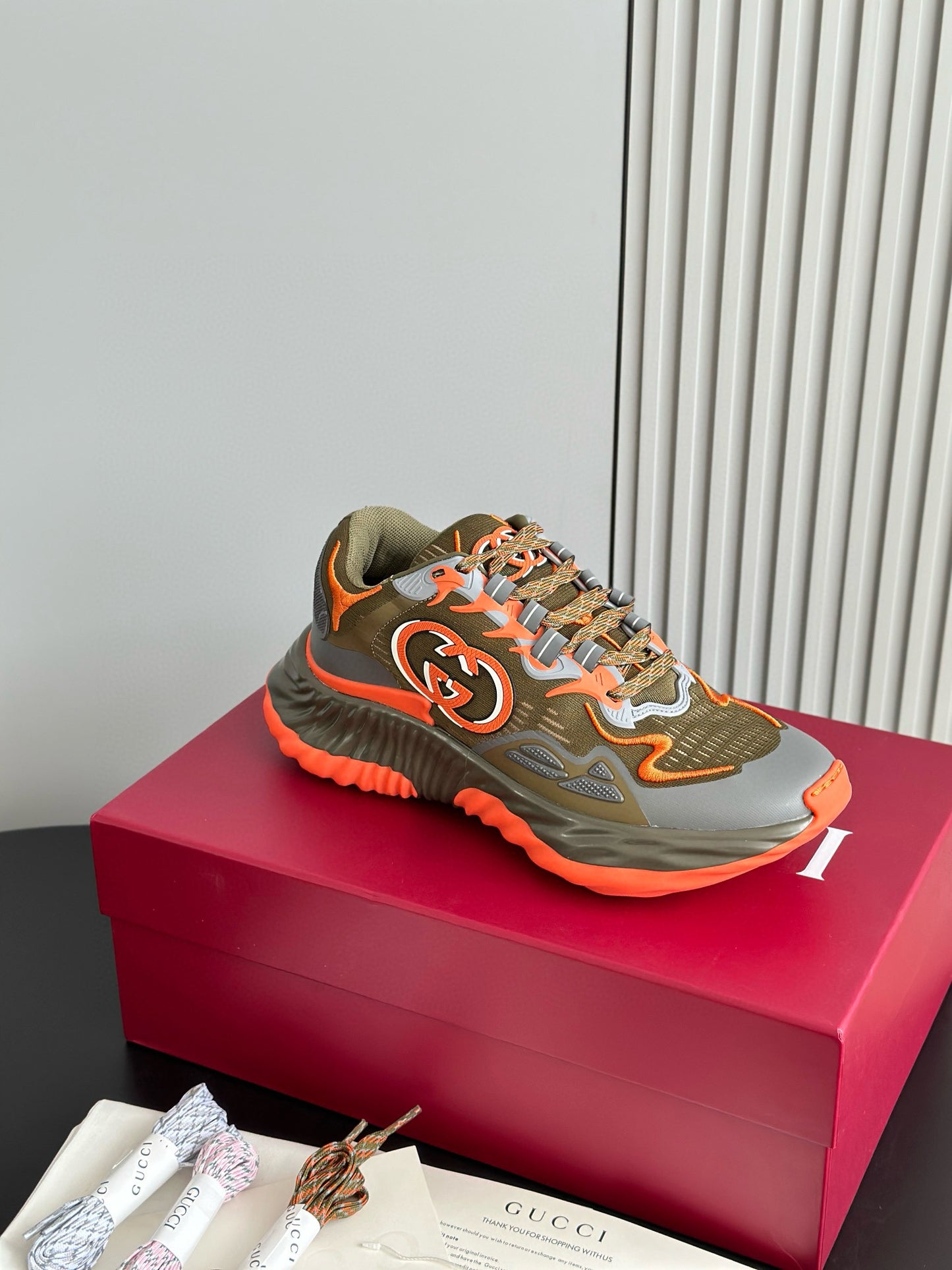 GG RIPPLE TRAINERS
