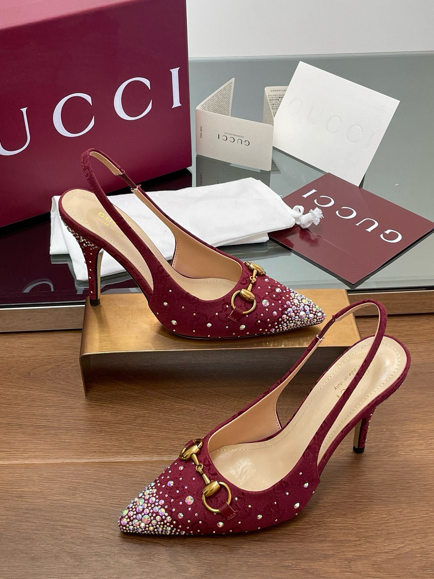 GG HEELS