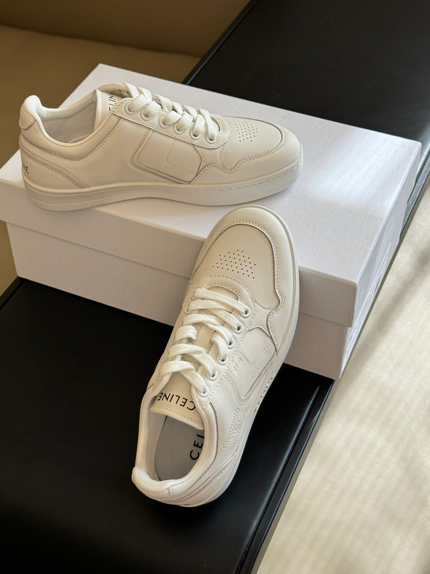 CEL SNEAKERS