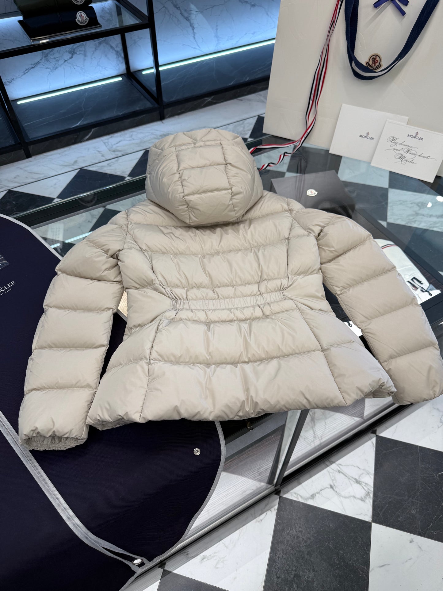 MONC AVOCE JACKET