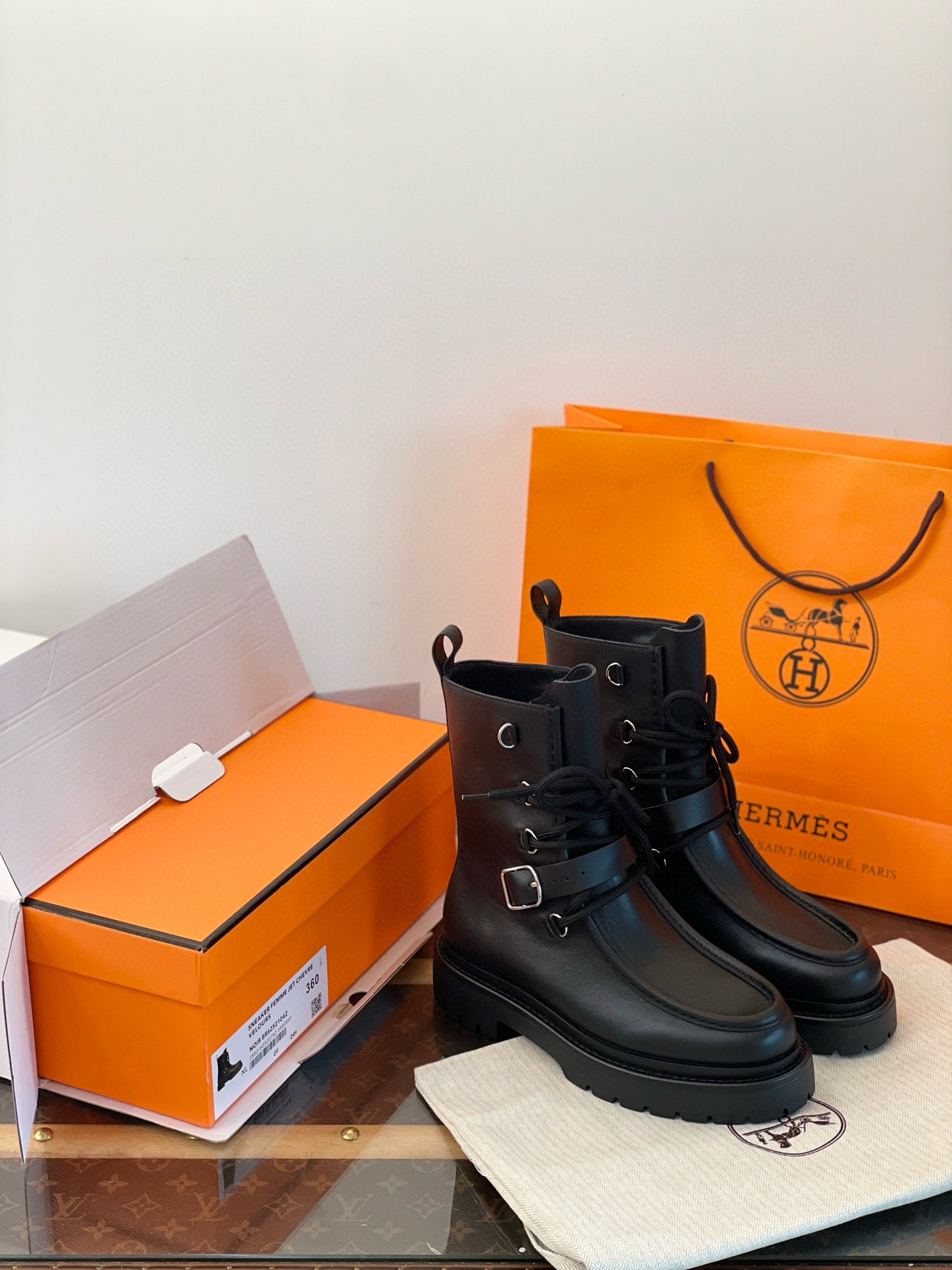 HERM LAND BOOTS