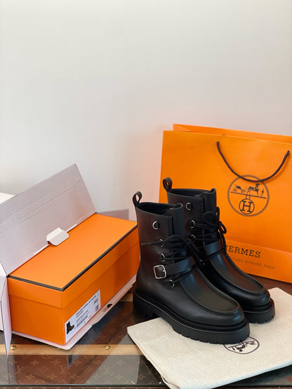 HERM LAND BOOTS