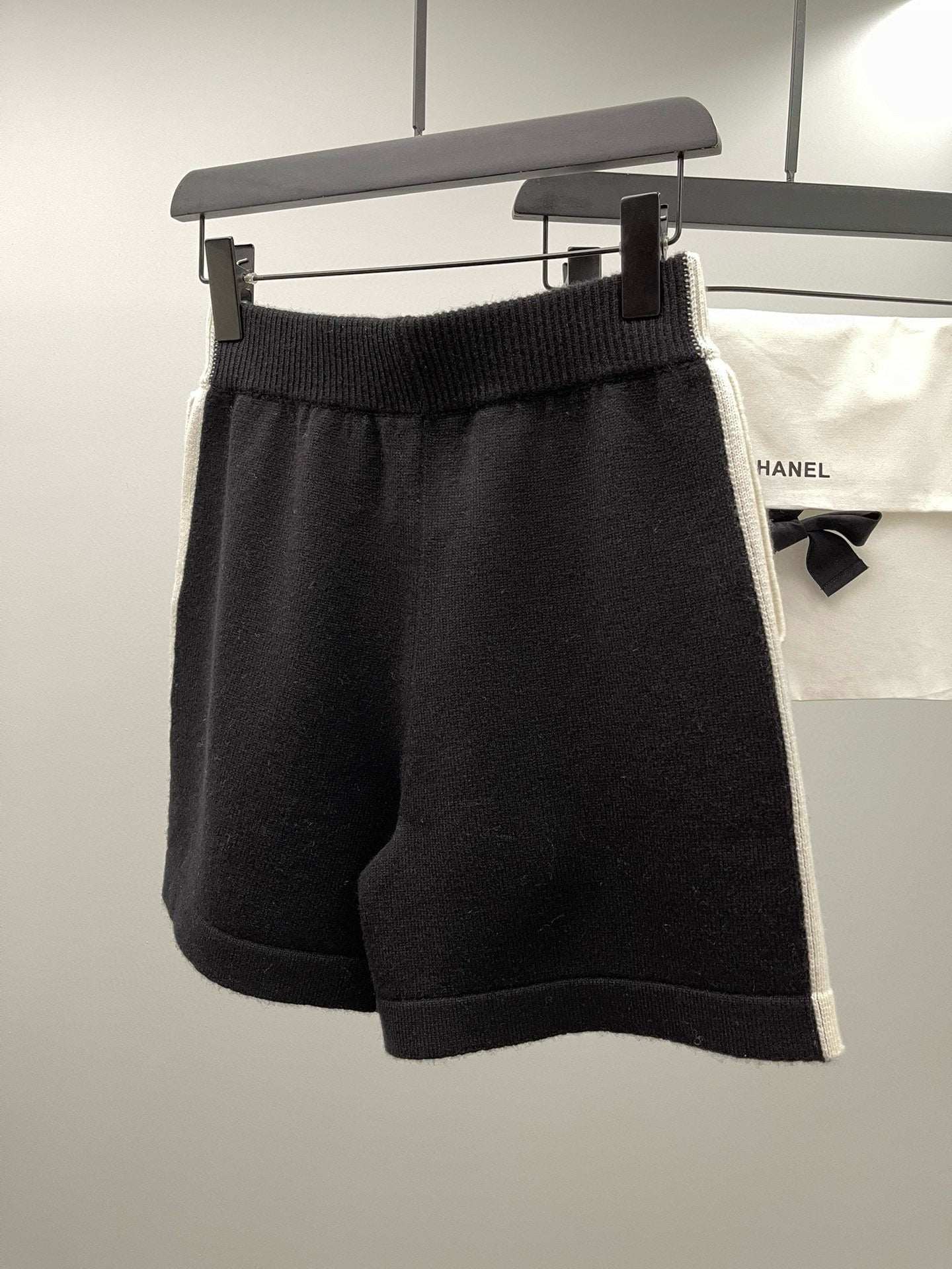 CC SHORTS