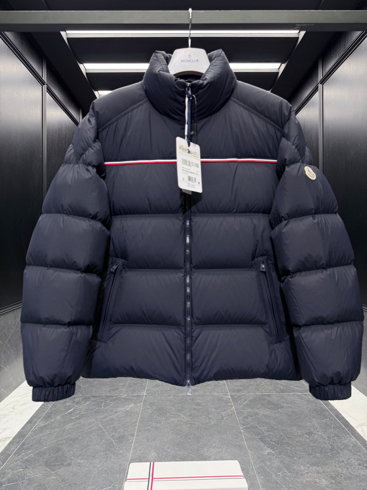 MONC BOUVAQUE JACKET