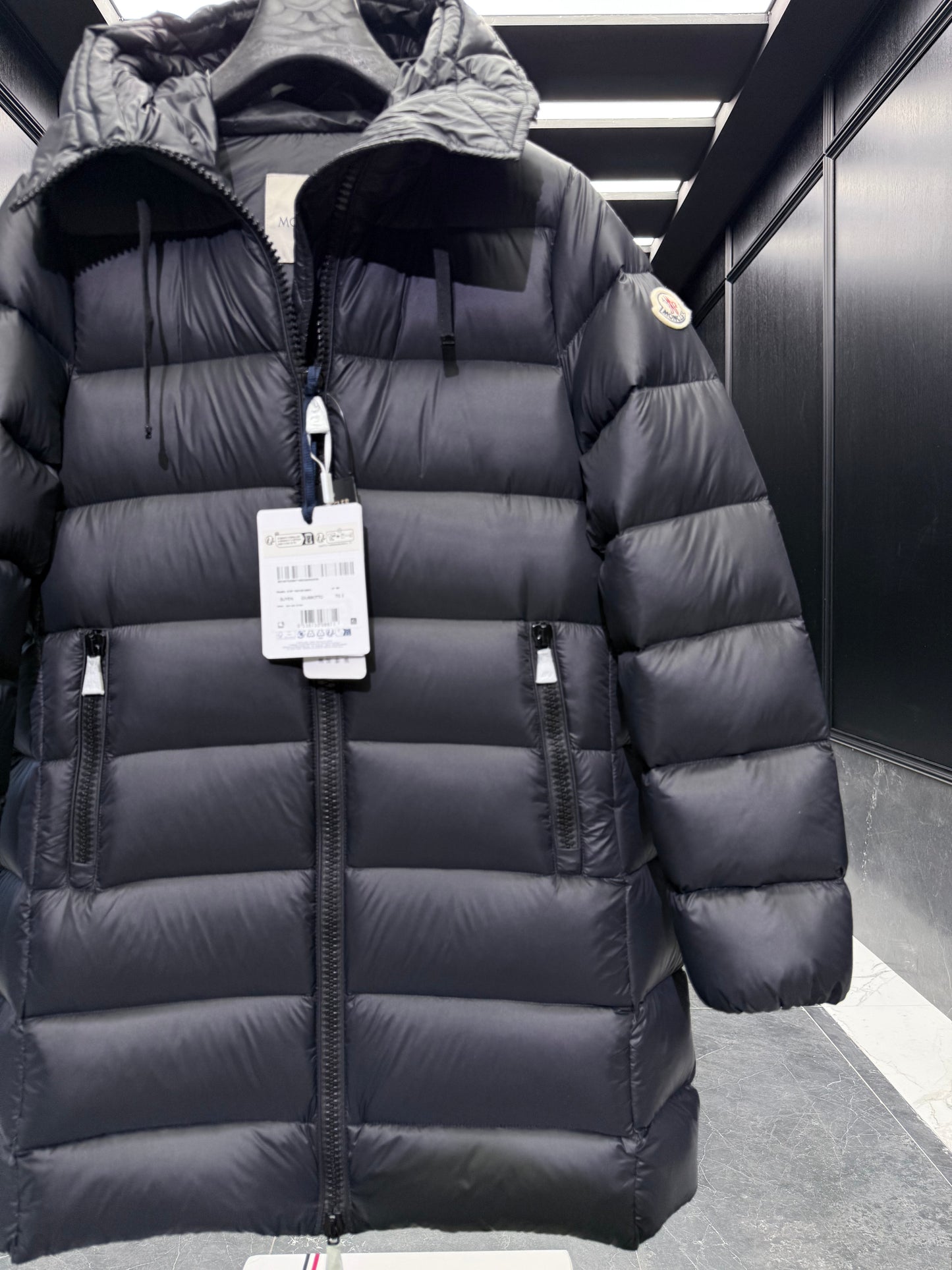 MONC SUYENNE COAT