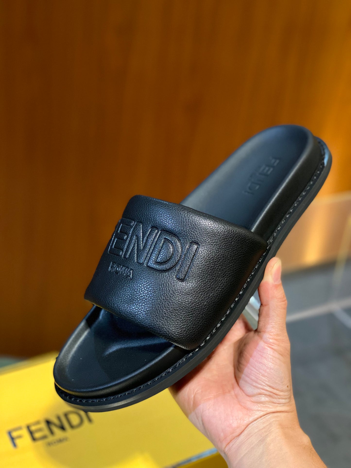 FEN SANDALS