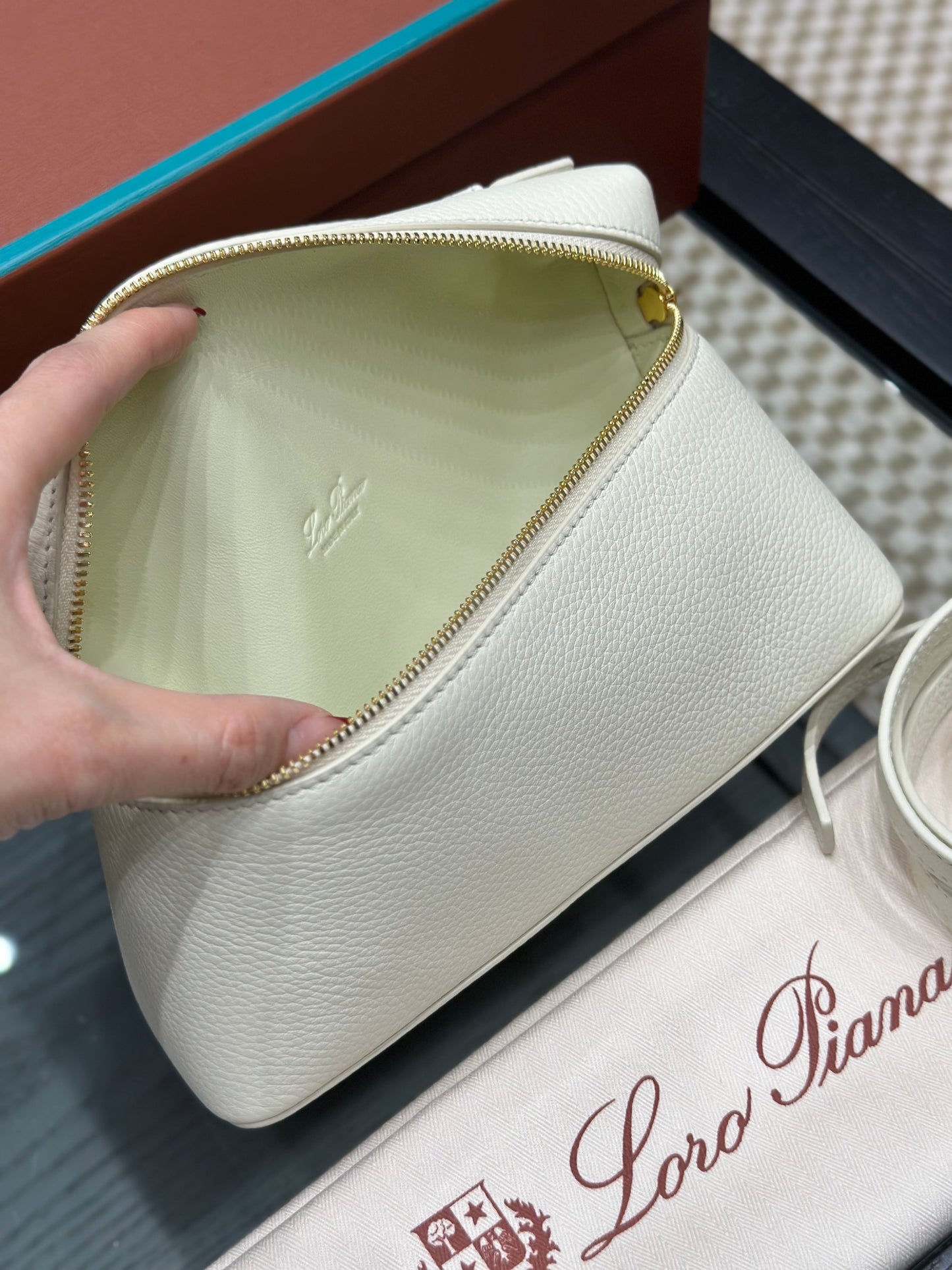 LORO P EXTRA POCKET L19 BAG