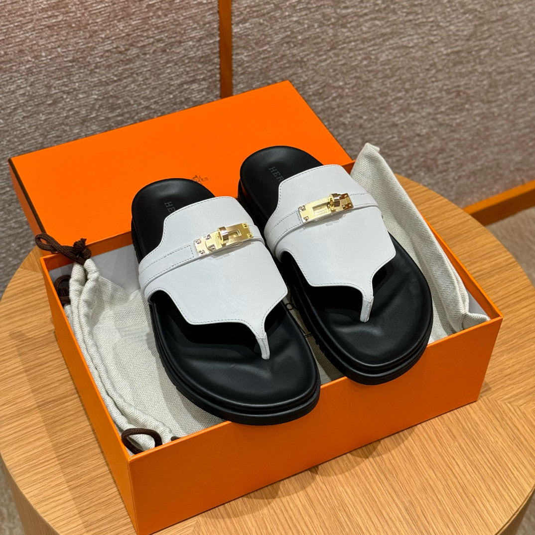 HERM EMPIRE SANDALS