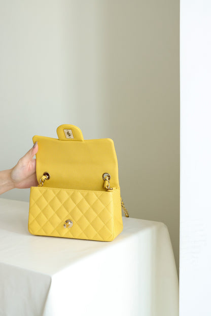 CC CLASSIC FLAP MINI BAG