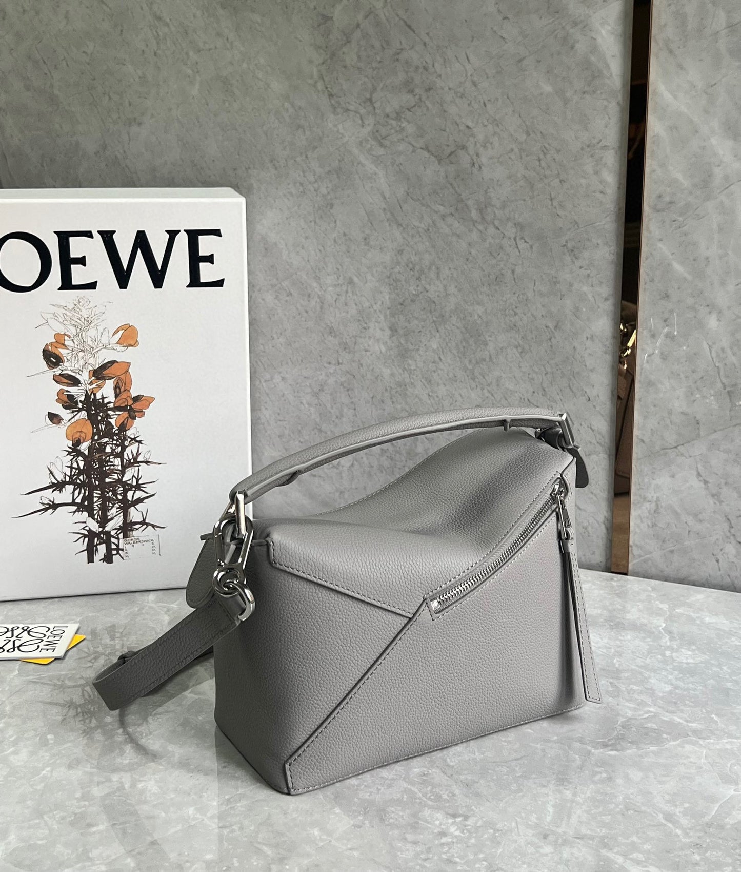 LOEW SMALL PUZZLE EDGE BAG