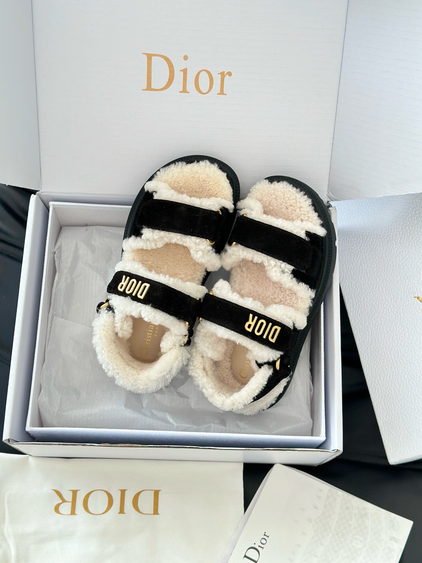 CD SANDALS