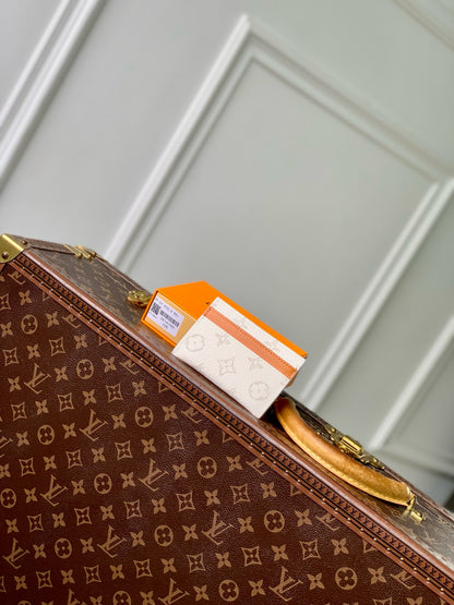 LOU CARD HOLDER
