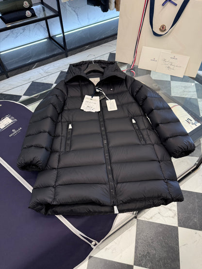 MONC SUYENNE COAT
