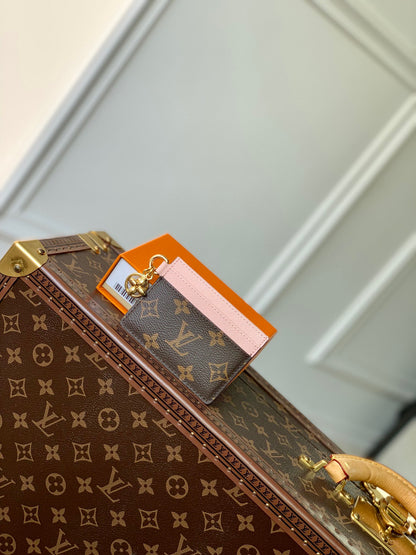LOU CHARMS CARD HOLDER