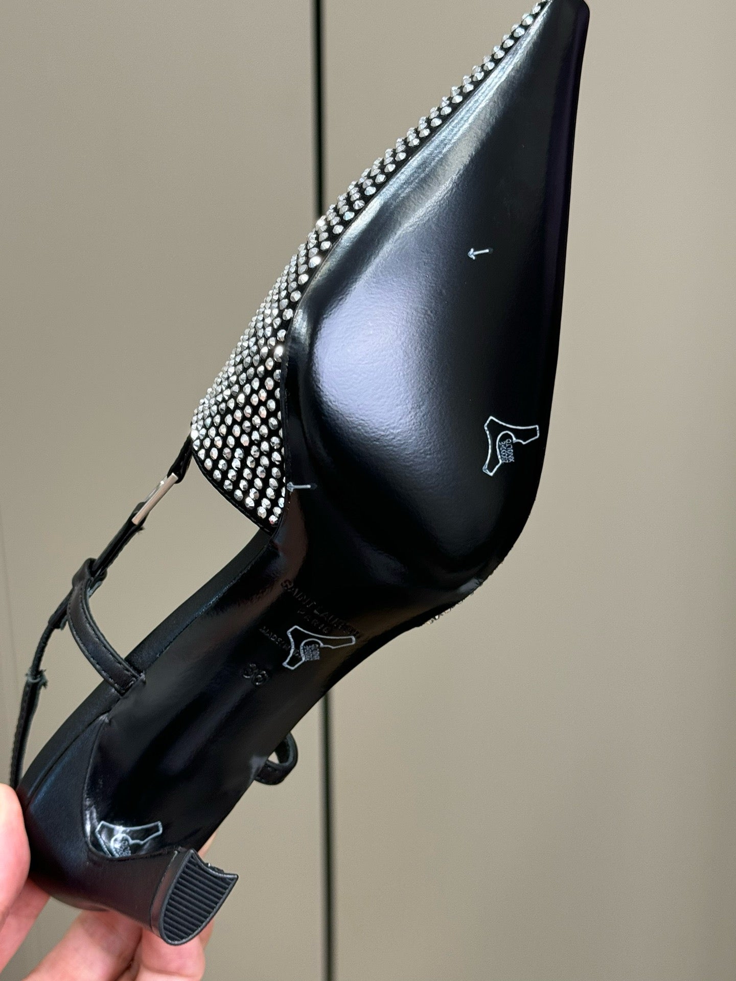 SL HEELS