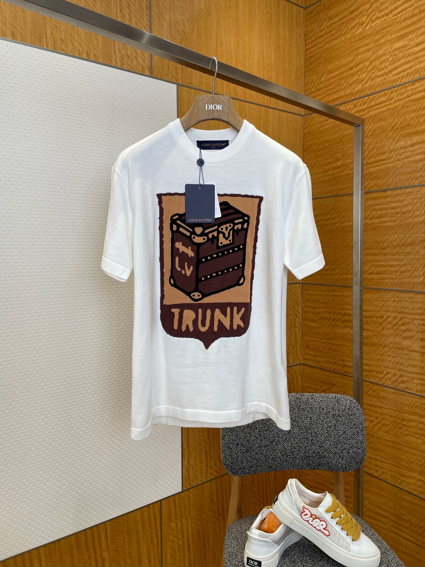 LOU T-SHIRT
