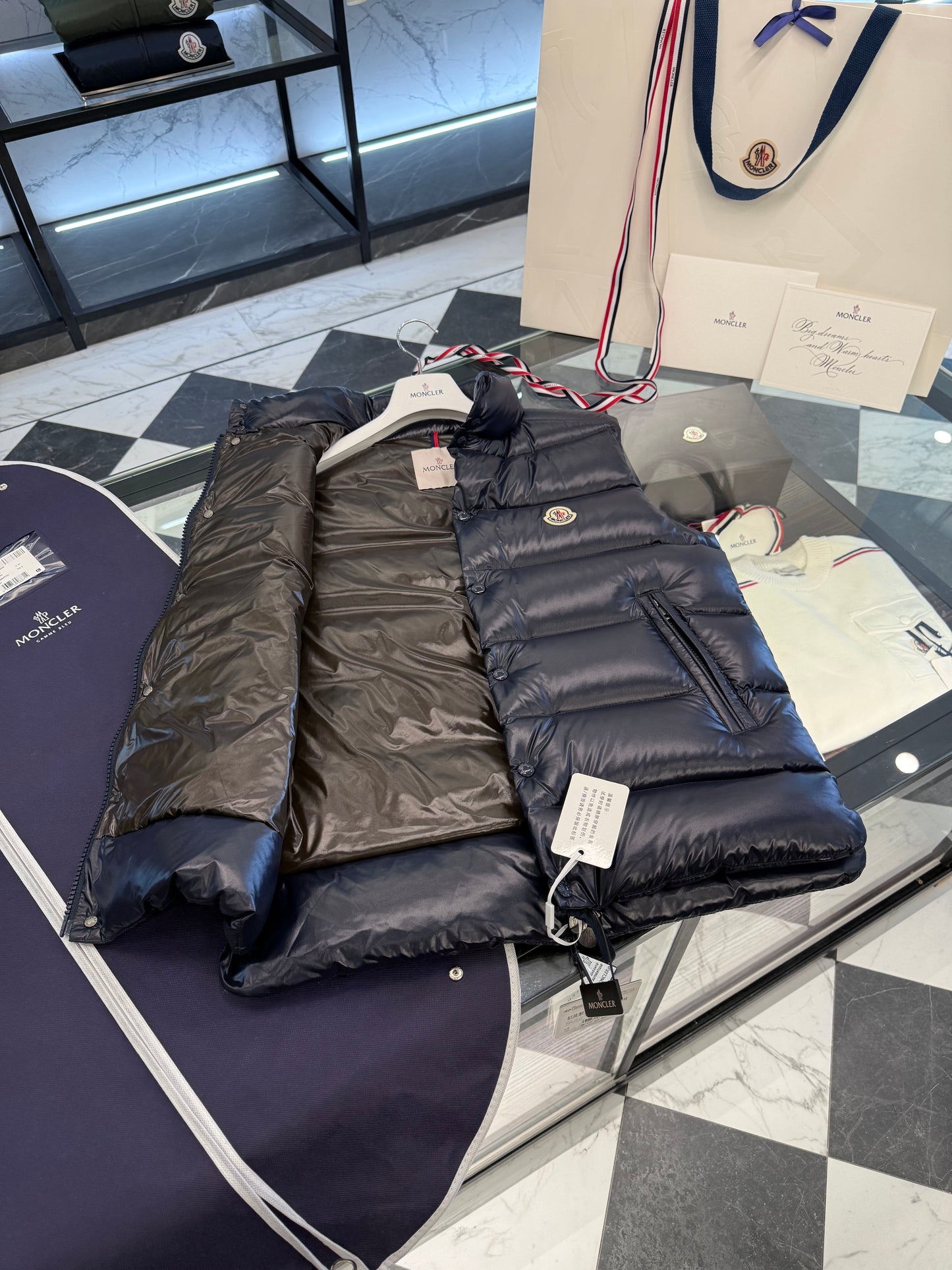 MONC TIBB VEST