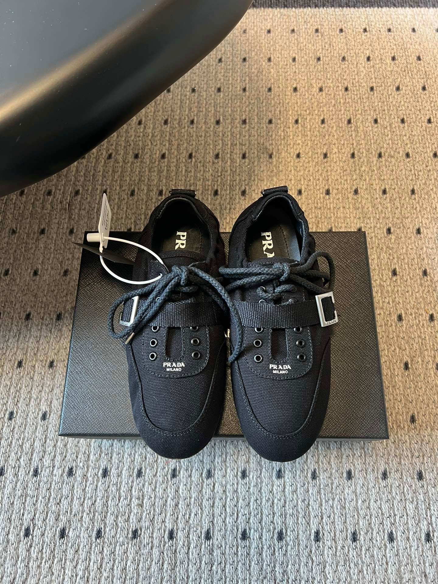 PD COLLAPSE SNEAKERS