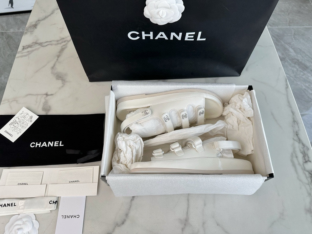 CC SANDALS