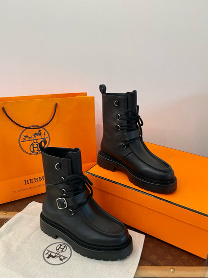 HERM LAND BOOTS