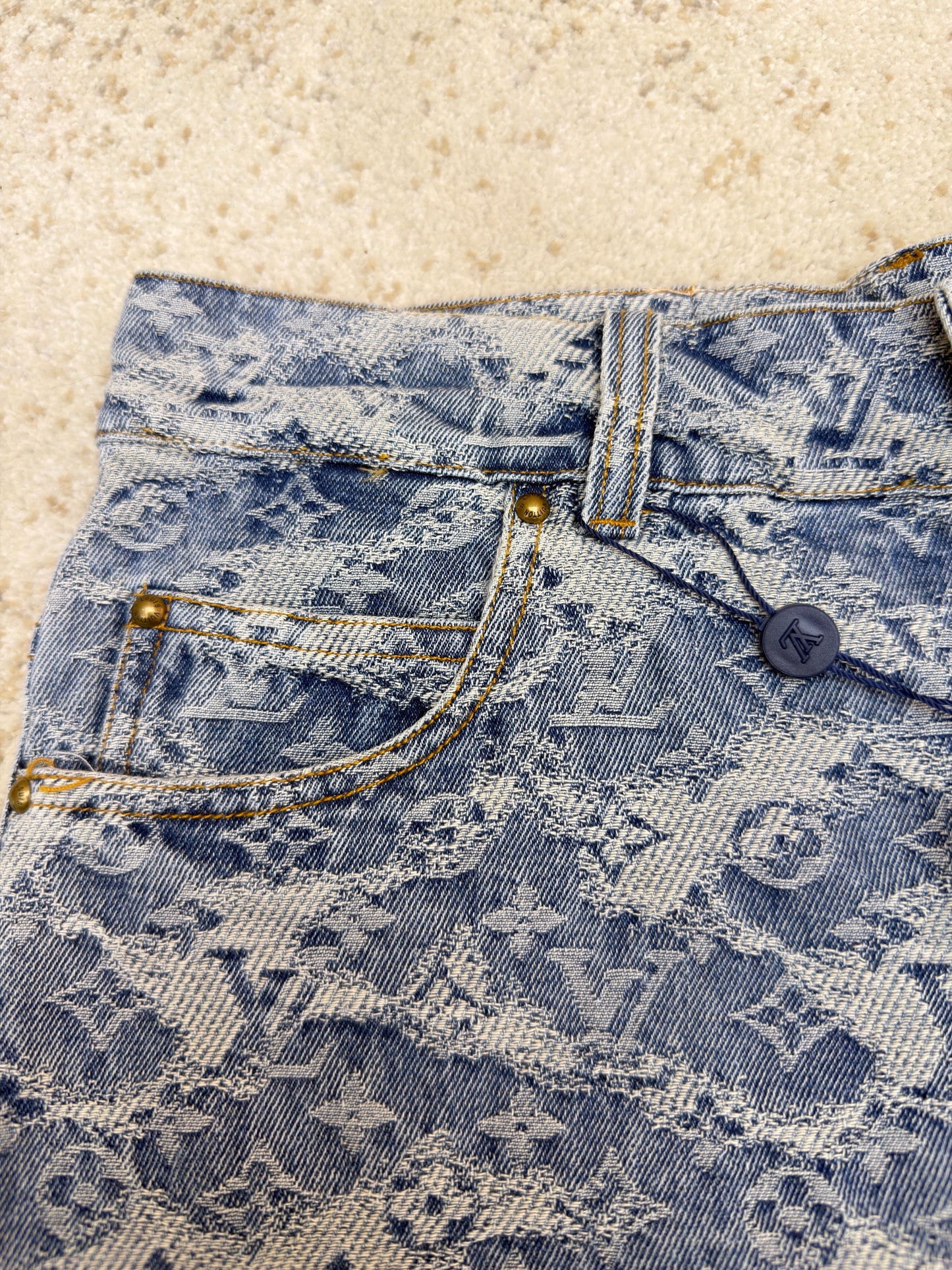LOU DENIM SHORTS
