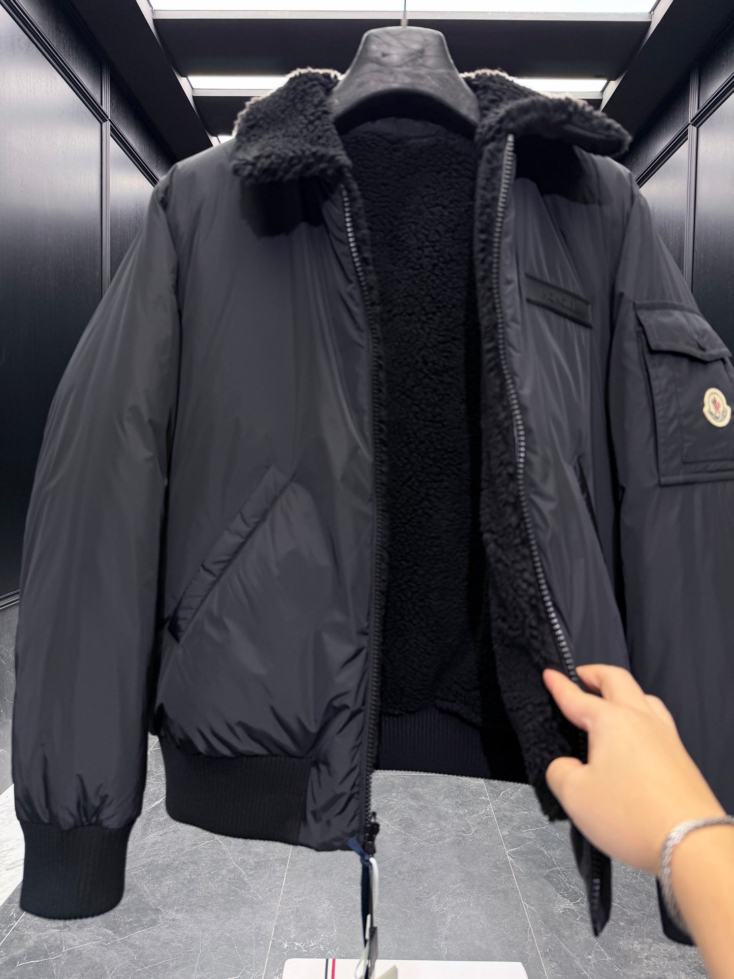 MONC MAULEVRIER JACKET
