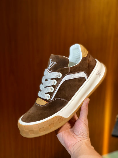 LOU TILTED SNEAKERS