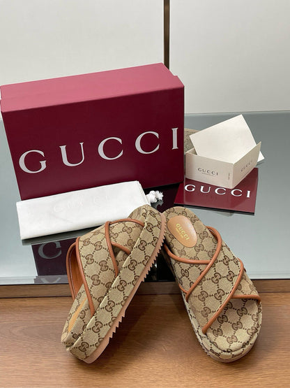 GG SANDALS