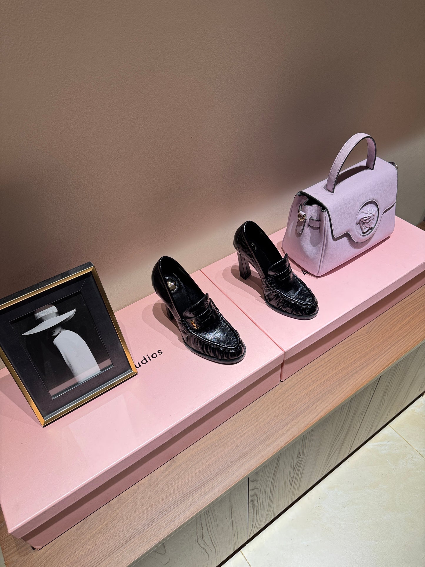 SL HEELS