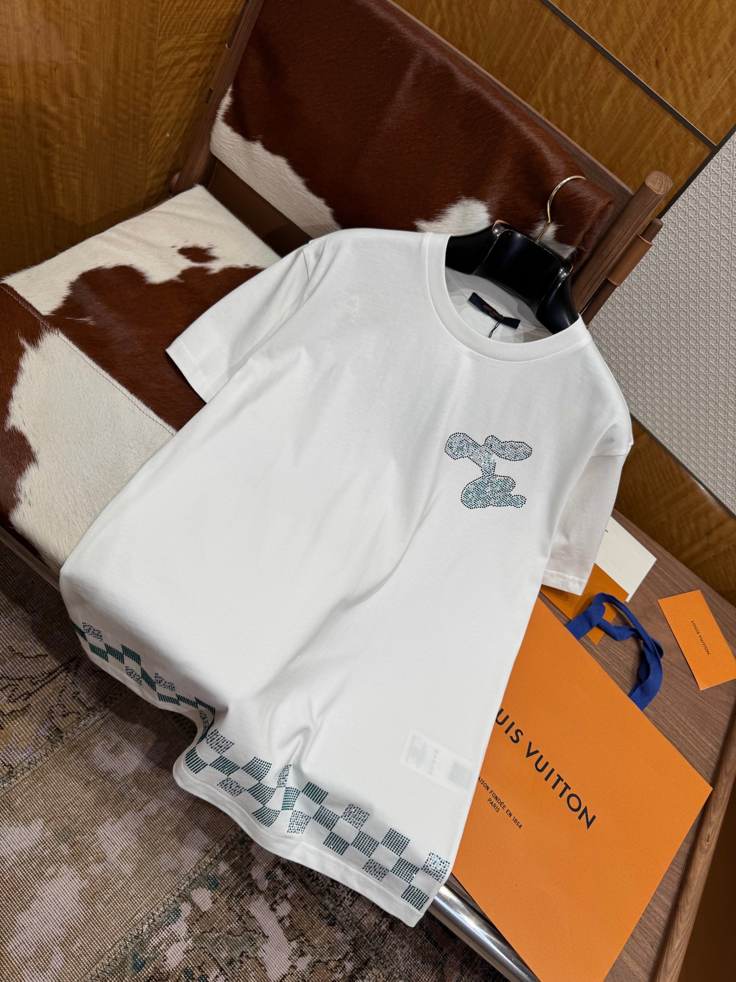 LOU T-SHIRT