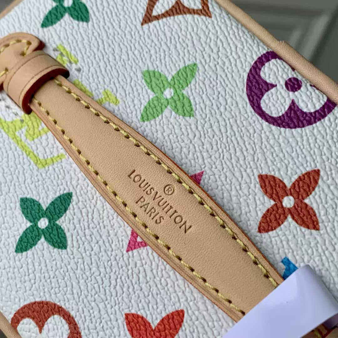 LOU NICE NANO BAG