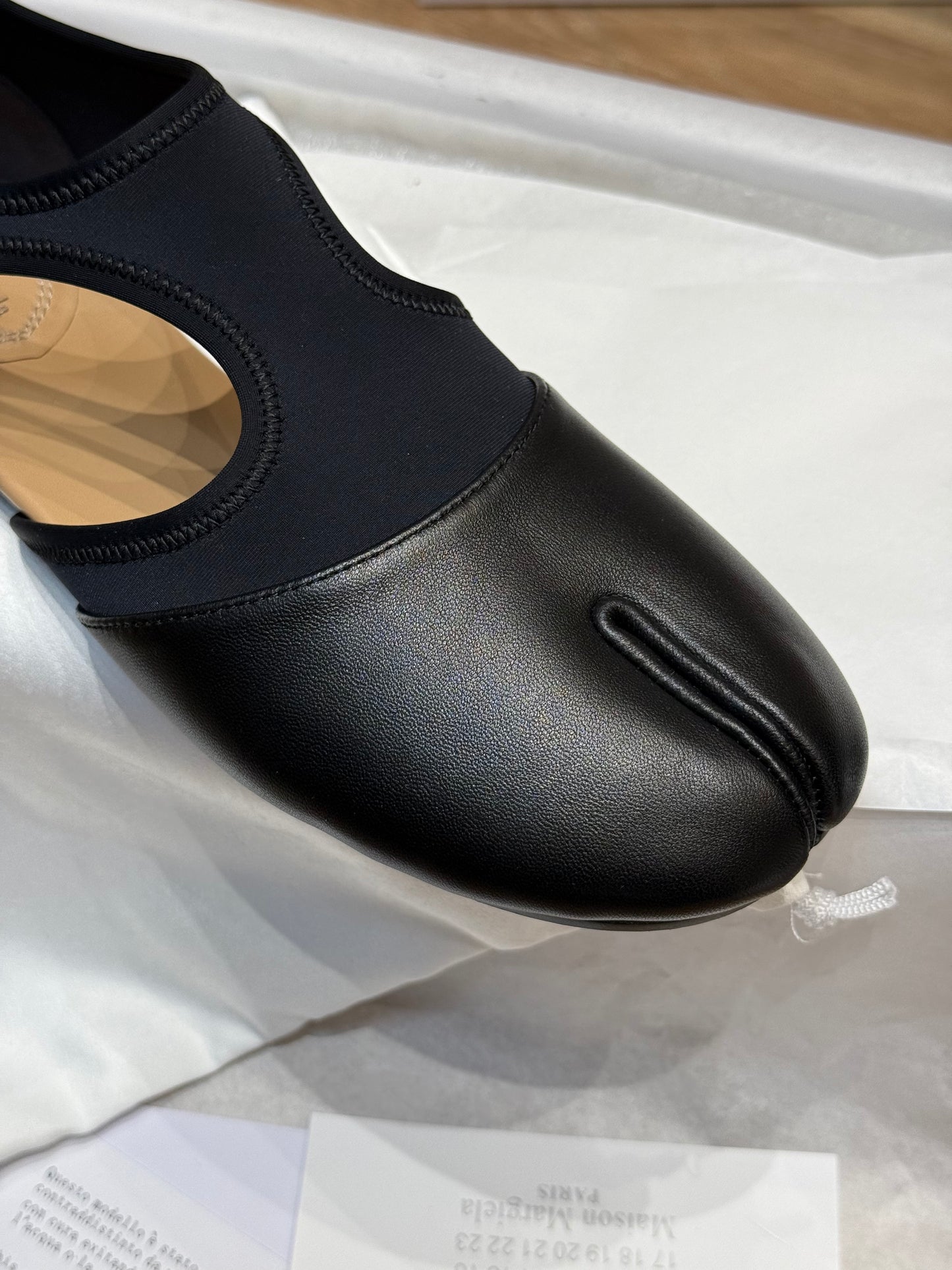 MAISON M TABI BALLET FLATS