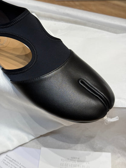 MAISON M TABI BALLET FLATS