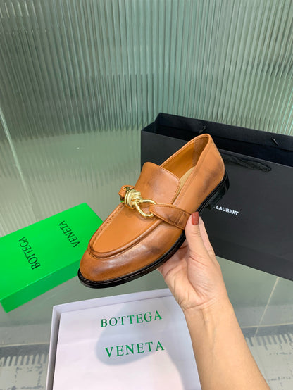 BOTT LOAFERS