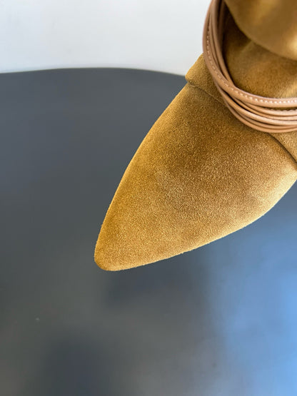 ISABEL M BOOTS