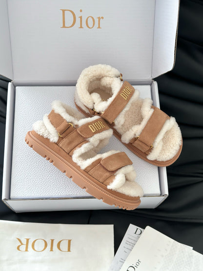 CD SANDALS
