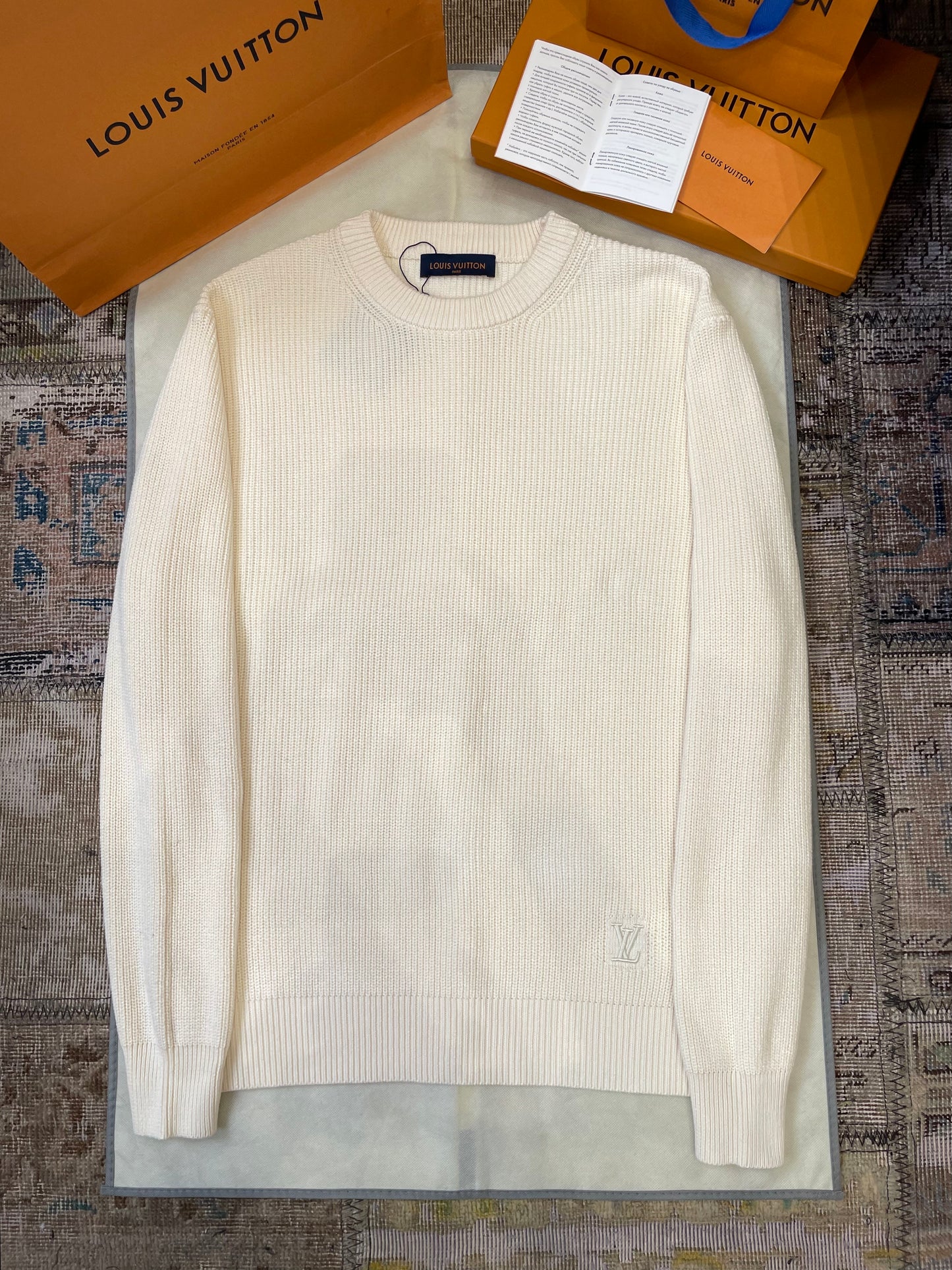 LOU JUMPER