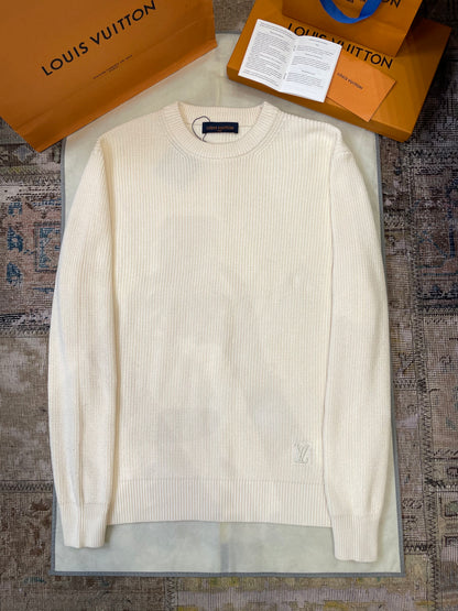 LOU JUMPER