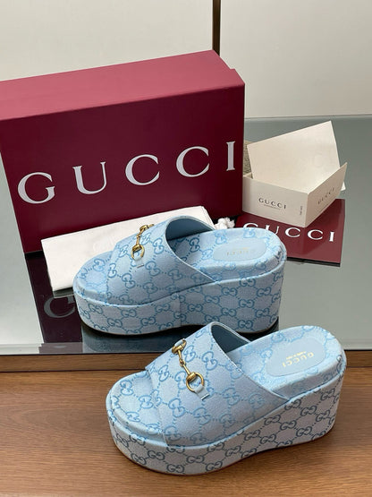 GG WEDGE SANDALS