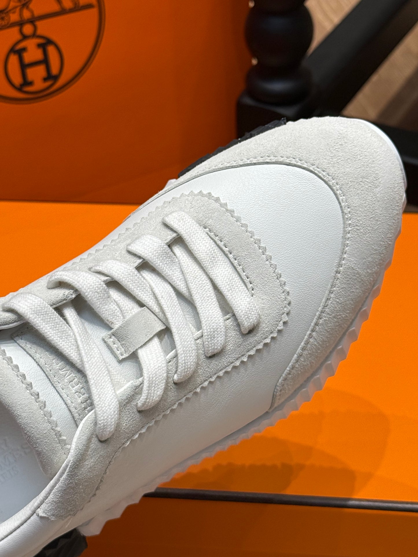 HERM BOUNCING SNEAKER