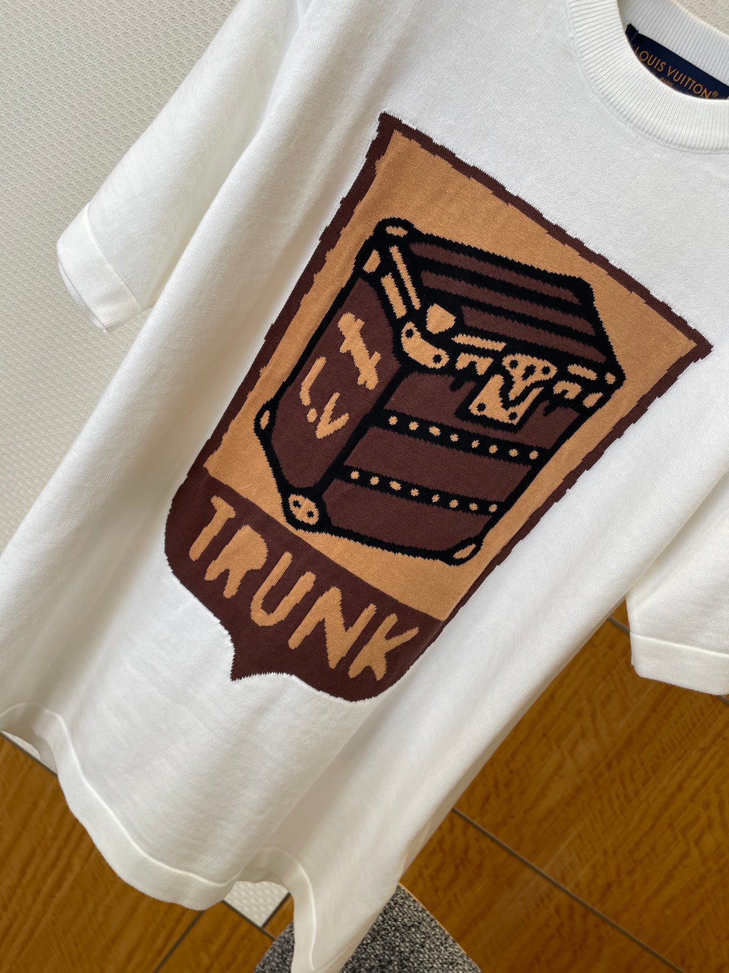 LOU T-SHIRT