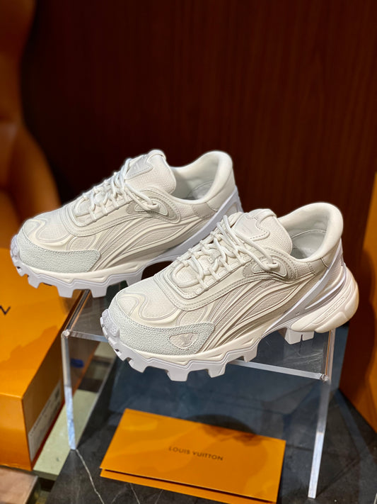LOU SUMMIT SNEAKERS