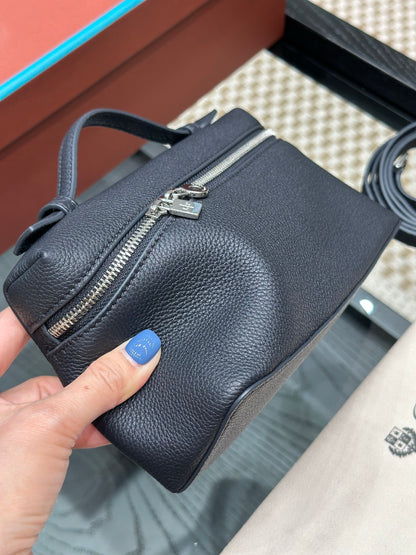 LORO P EXTRA POCKET L19 BAG