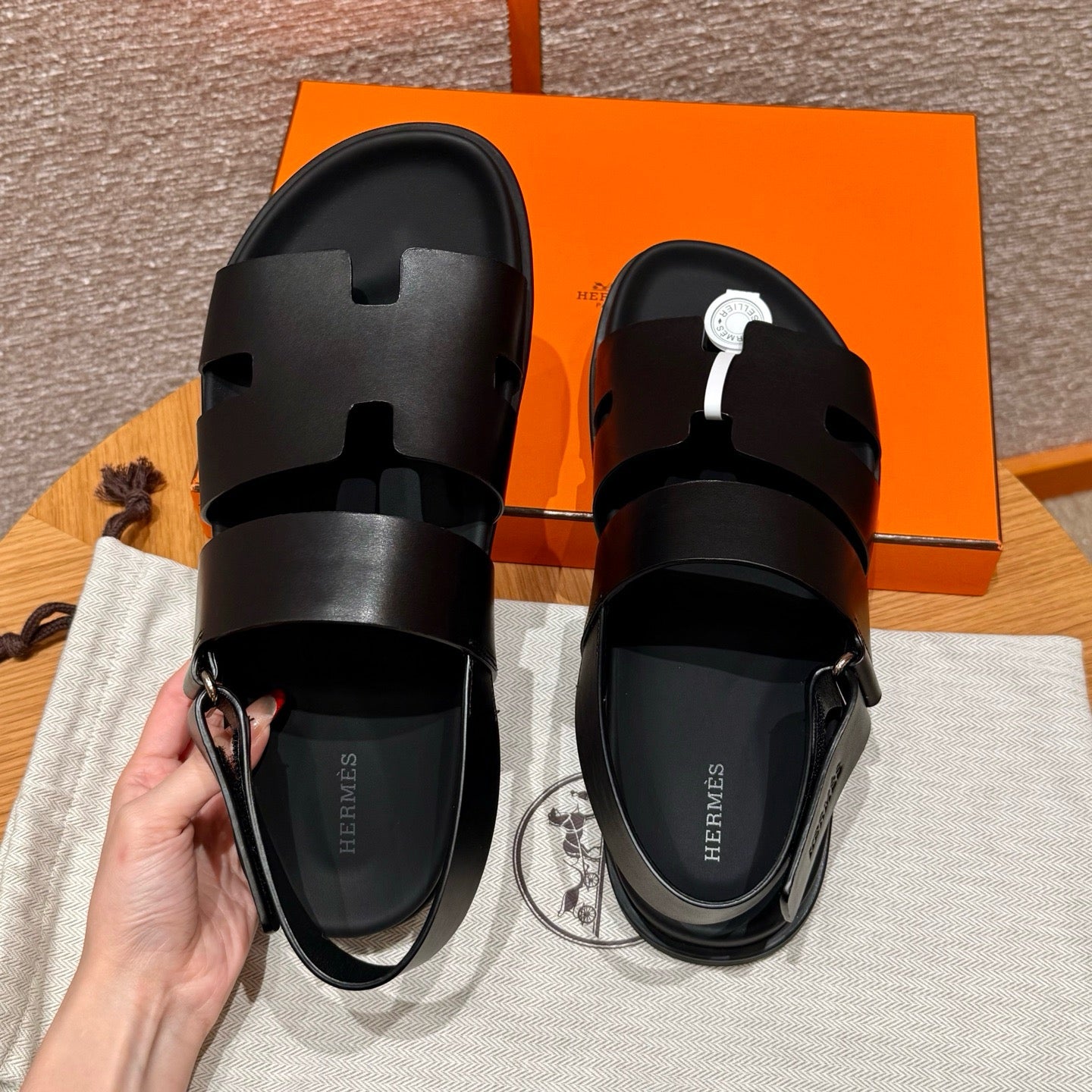 HERM GENIUS SANDALS