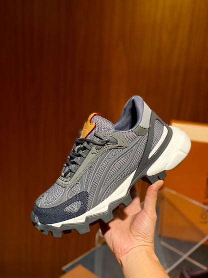 LOU SUMMIT SNEAKERS