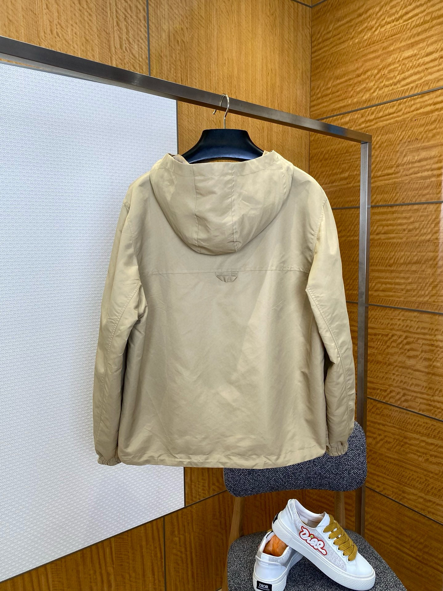 LOU JACKET