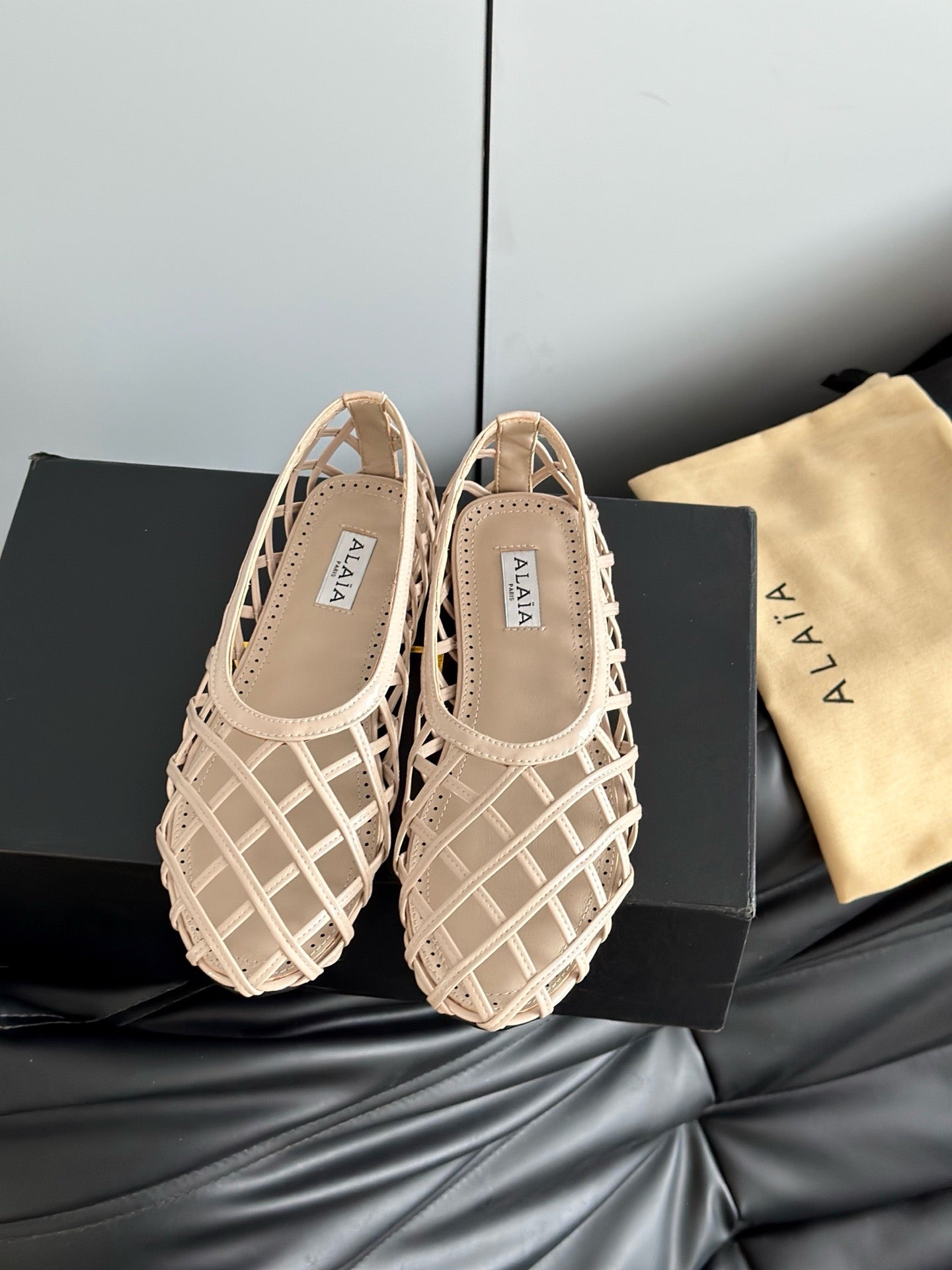 ALAIA BALLET FLATS