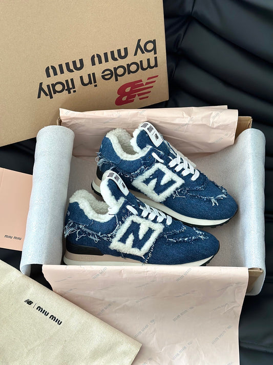 MIU M x NEW BALANCE TRAINERS
