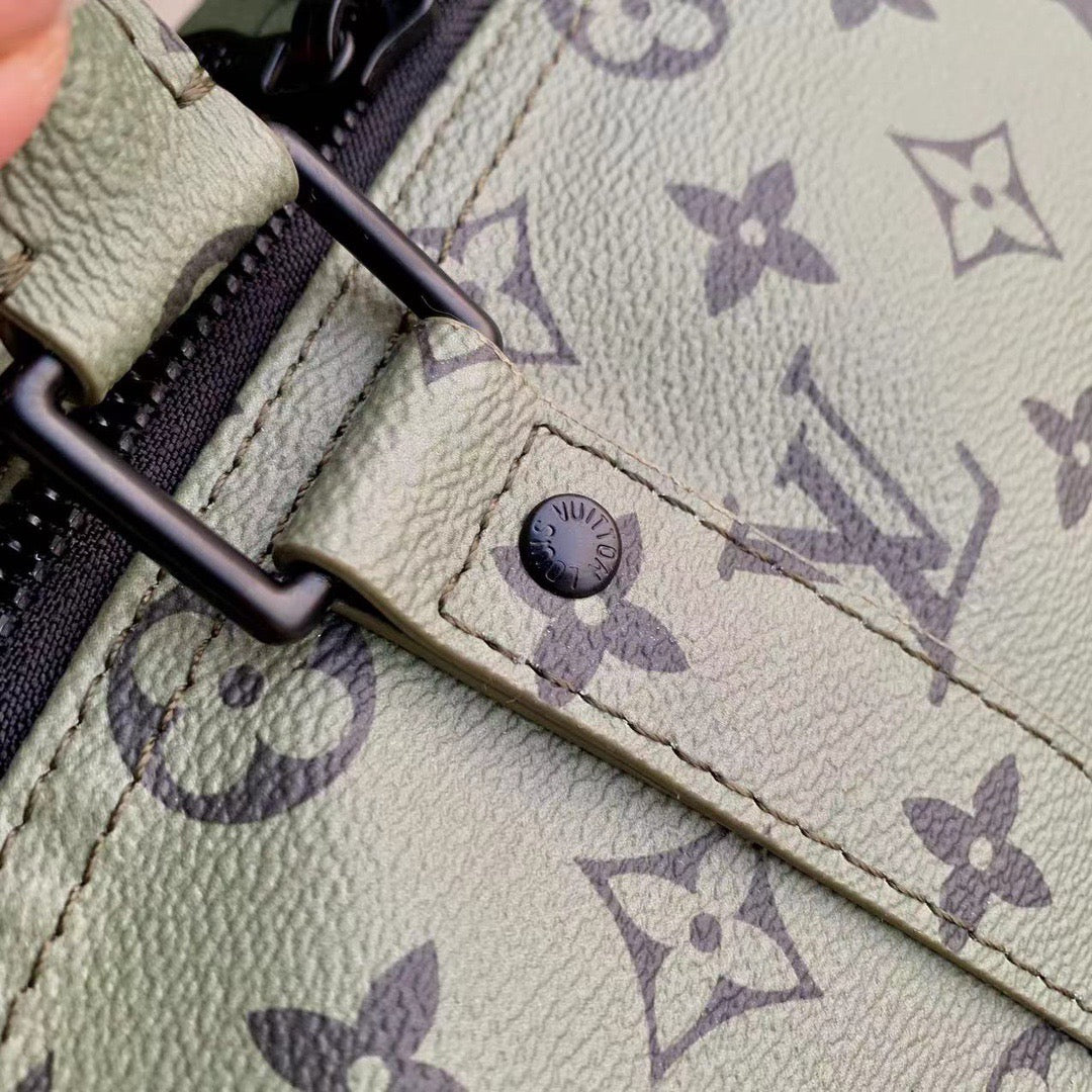 LOU KEEPALL 45 BAG