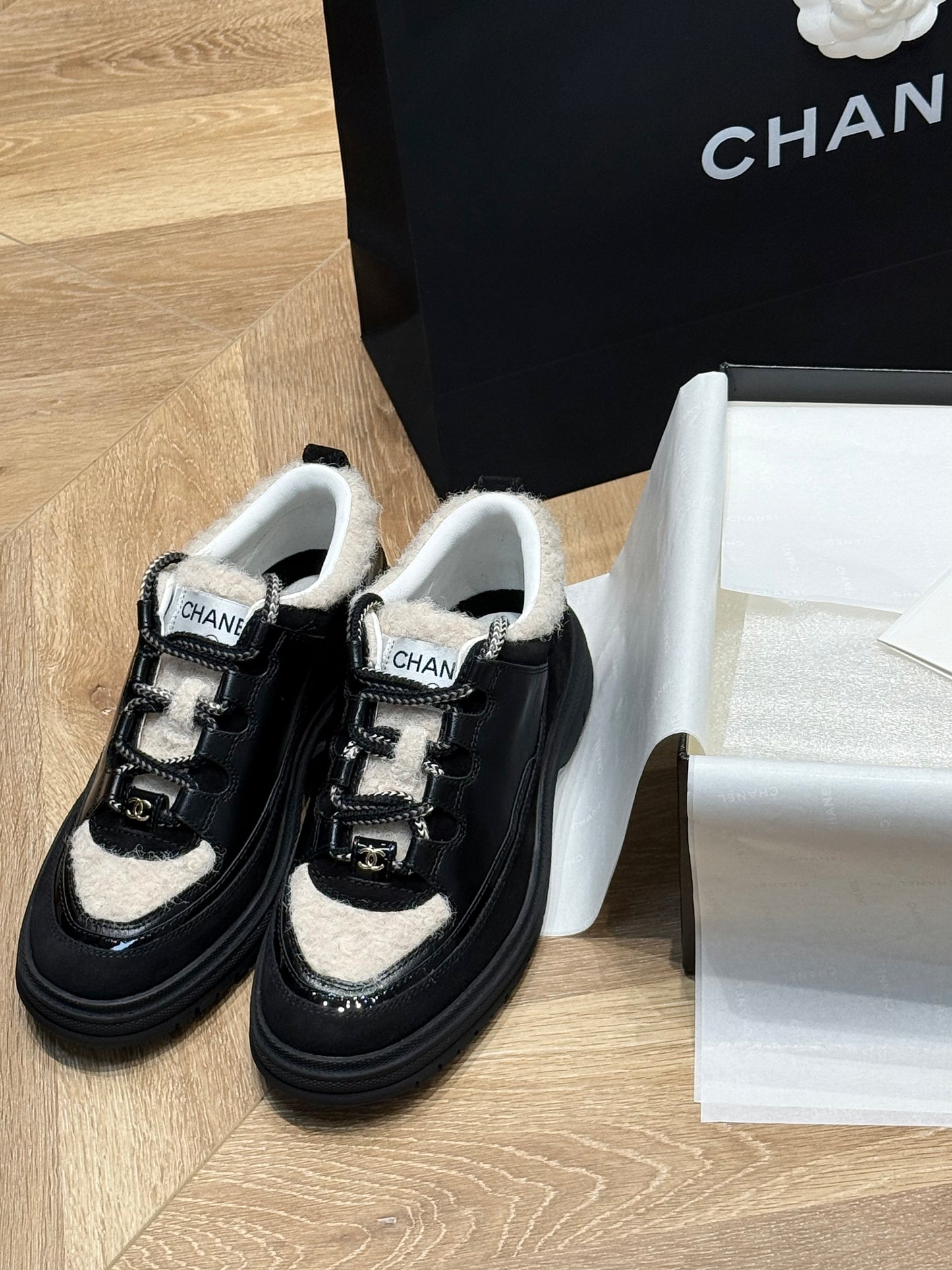 CC SNEAKER